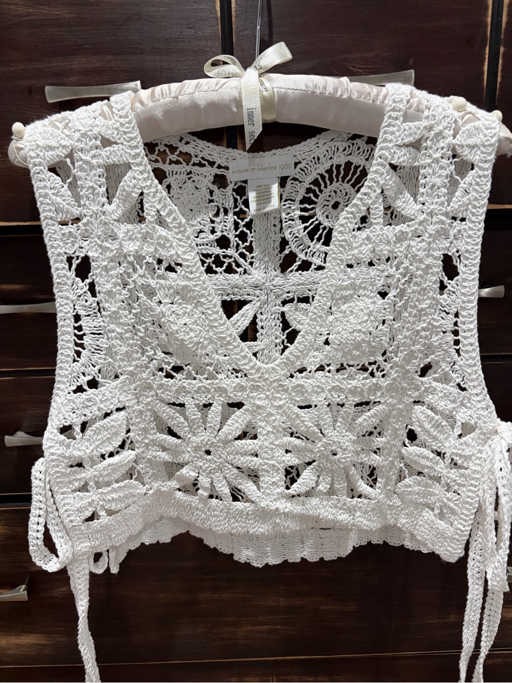 House of Harlow 1960 White Crochet Tie-Side Crop Tank/ Size ONE Size